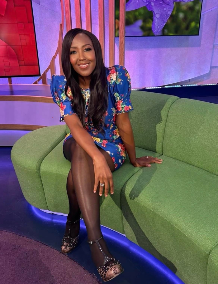 Angellica Bell in pantyhose