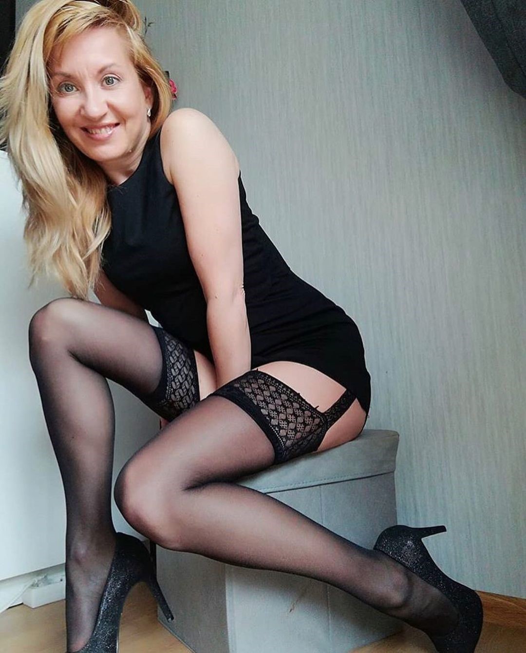 Pretty nylon woman
