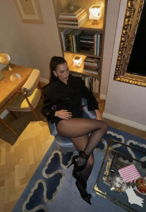 Dua Lipa in pantyhose