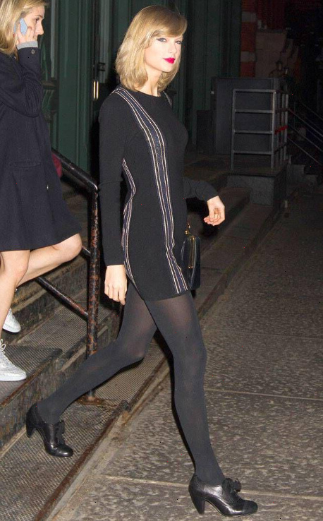 Taylor Swift in pantyhose