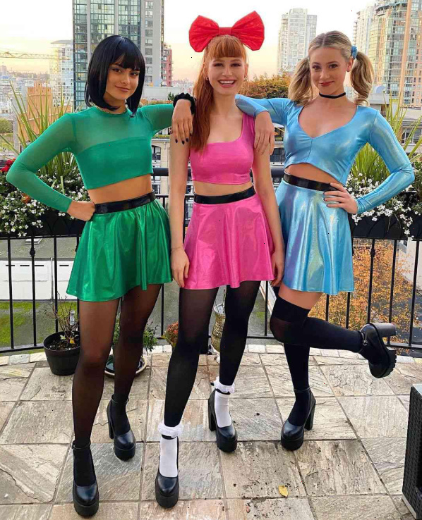 Lili Reinhardt Madelaine Petsch and Camilla Mendes in pantyhose