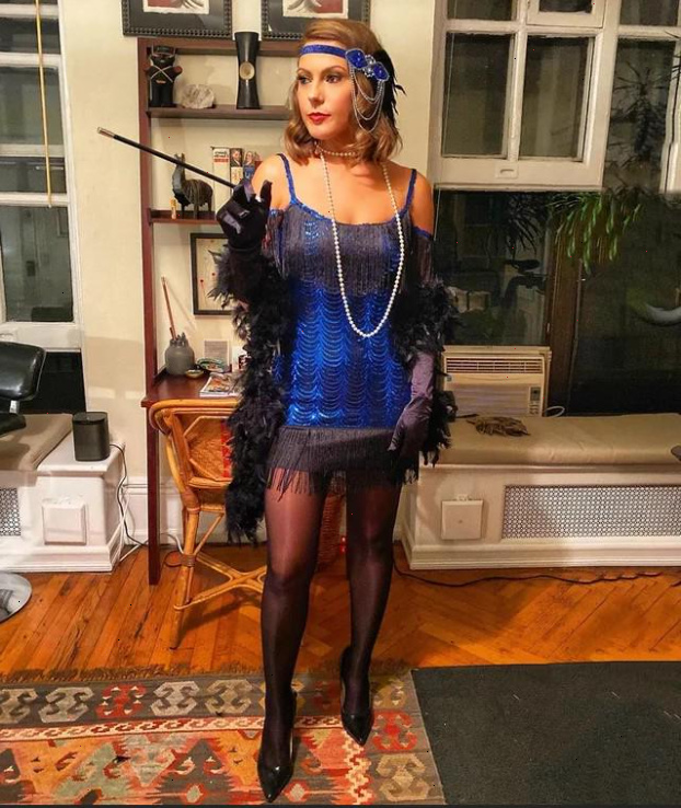 Lisa Boothe in pantyhose