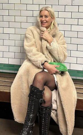 Denise in black fishnet tights